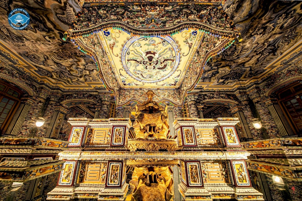 The tomb houses two famous life-size statues of Emperor Khai Dinh
